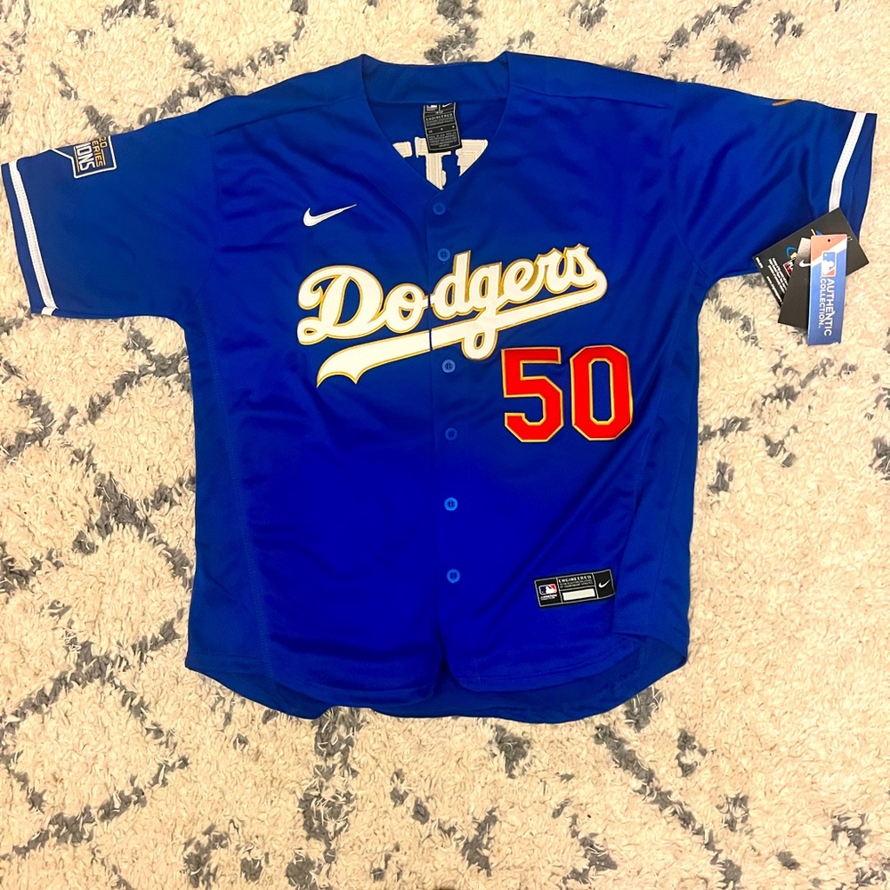 NWT RARE LA Dodgers Mookie Betts World Series Champs 2020 baseball jersey!! ⚾️💙